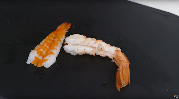 real-life-swimming-koi-sushi-11